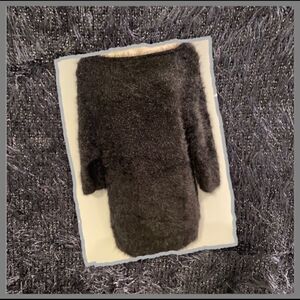 BEBE FUZZY METALLIC SOFT OVERSIZED SWEATER S